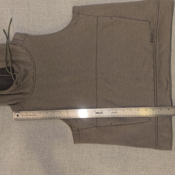 NOBULL Sleeveless Hoodie in Brow/Gray/Green Medium - Picture 7 of 7